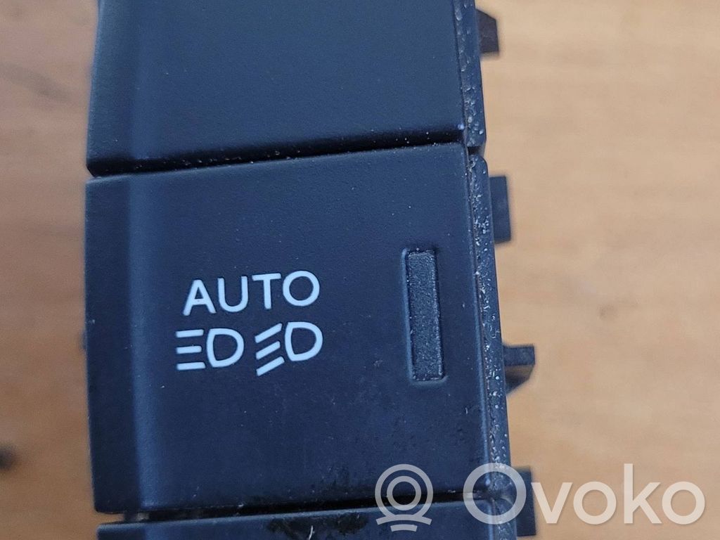 Peugeot 508 RXH A set of switches 