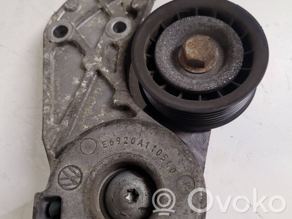 Porsche Cayenne (9PA) Tensor de la correa de distribución 