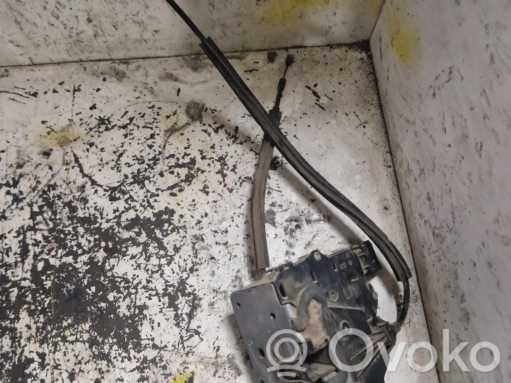 Fiat Ducato Priekšpusē slēdzene 