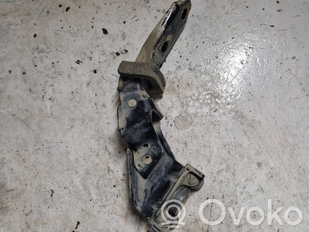 Volkswagen Caddy Sliding door middle roller runner 