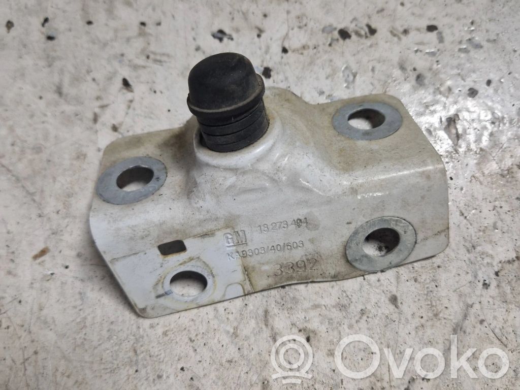 Opel Meriva B Jäähdyttimen kehyksen suojapaneelin kiinnike 