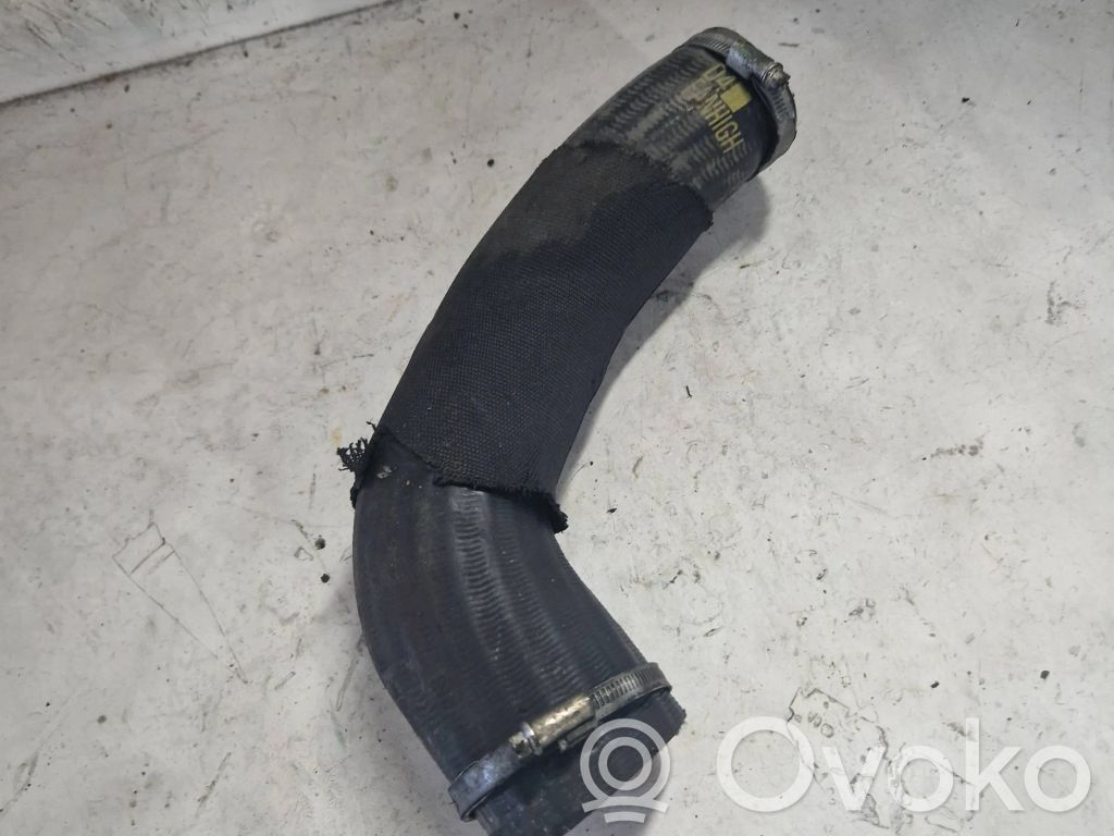 Volvo V70 Intercooler hose/pipe 