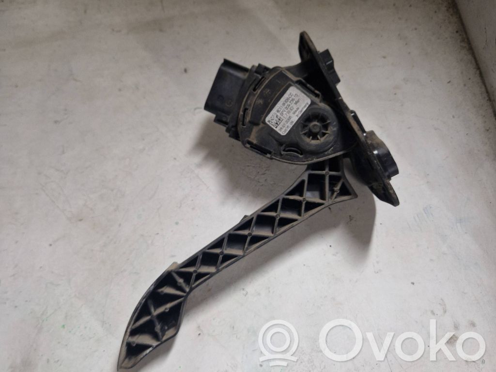 Ford Transit Akceleratoriaus pedalas 