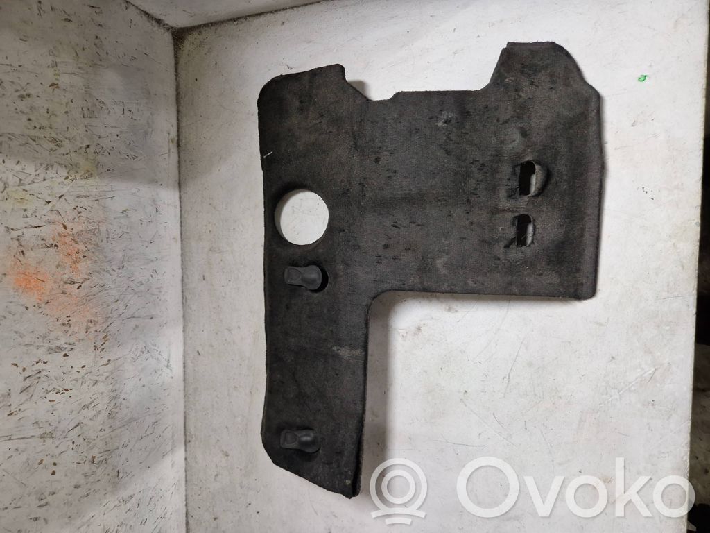 Engine cover (trim)