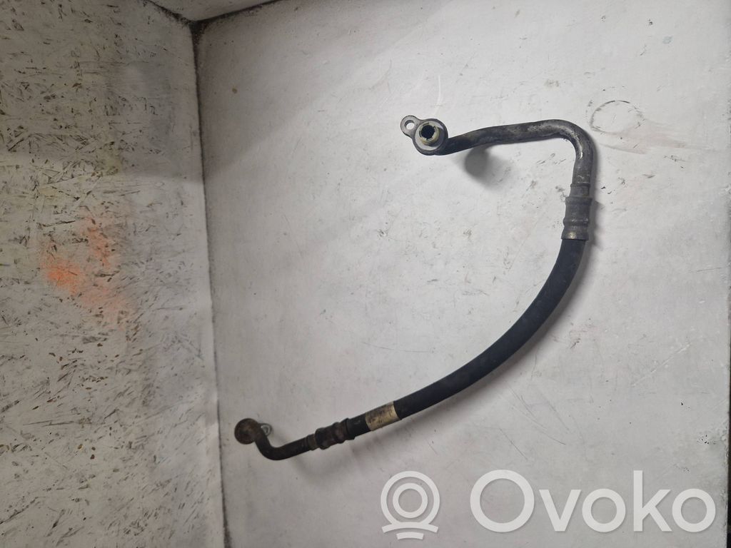 Volvo V70 Ilmastointilaitteen putki (A/C) 