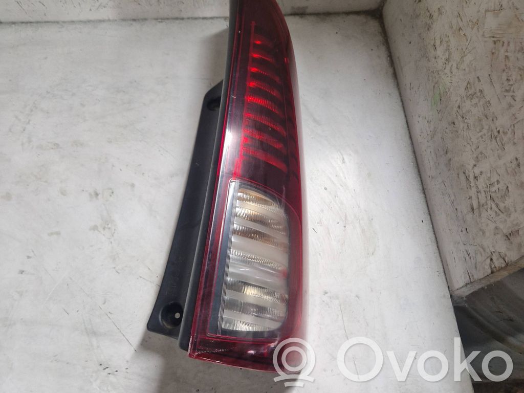 Renault Espace -  Grand espace IV Aizmugurējais lukturis virsbūvē 