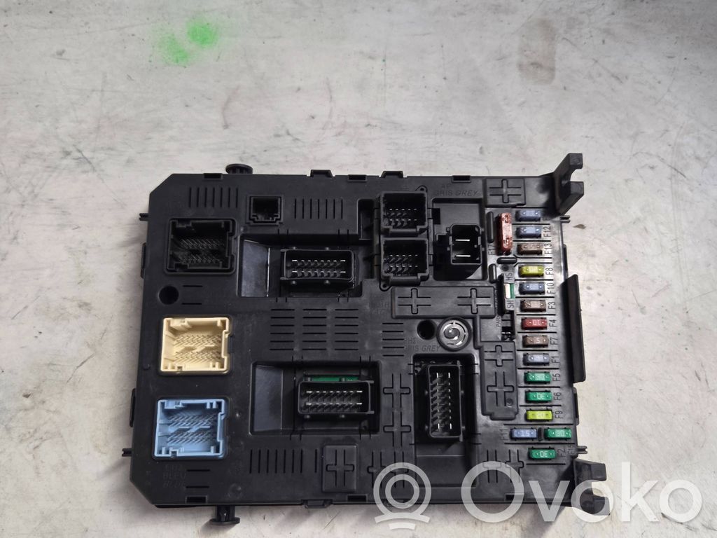 Citroen C4 I Picasso Comfort/convenience module 