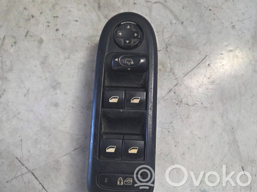Citroen C5 Electric window control switch 