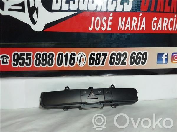 Interruptor de control multifunción   A9064420023