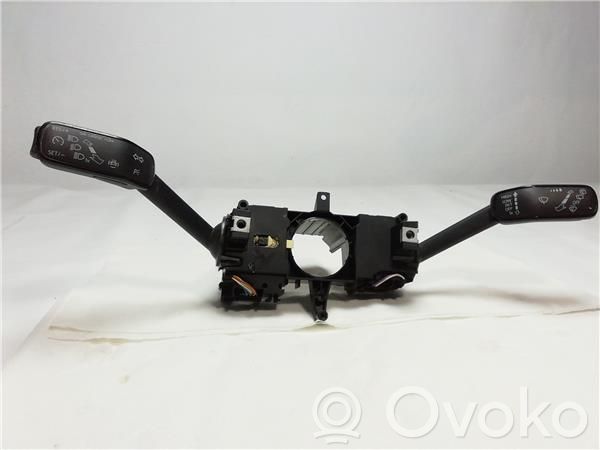 Seat Ibiza V (KJ) Interruptor de control multifunción 