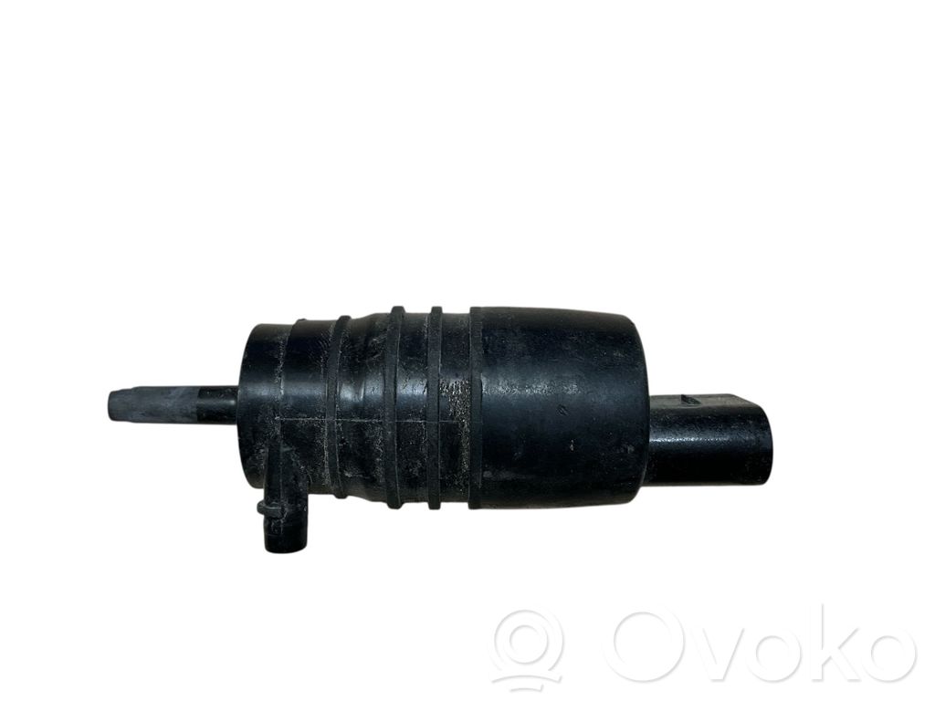 BMW X5 F15 Windscreen/windshield washer pump 