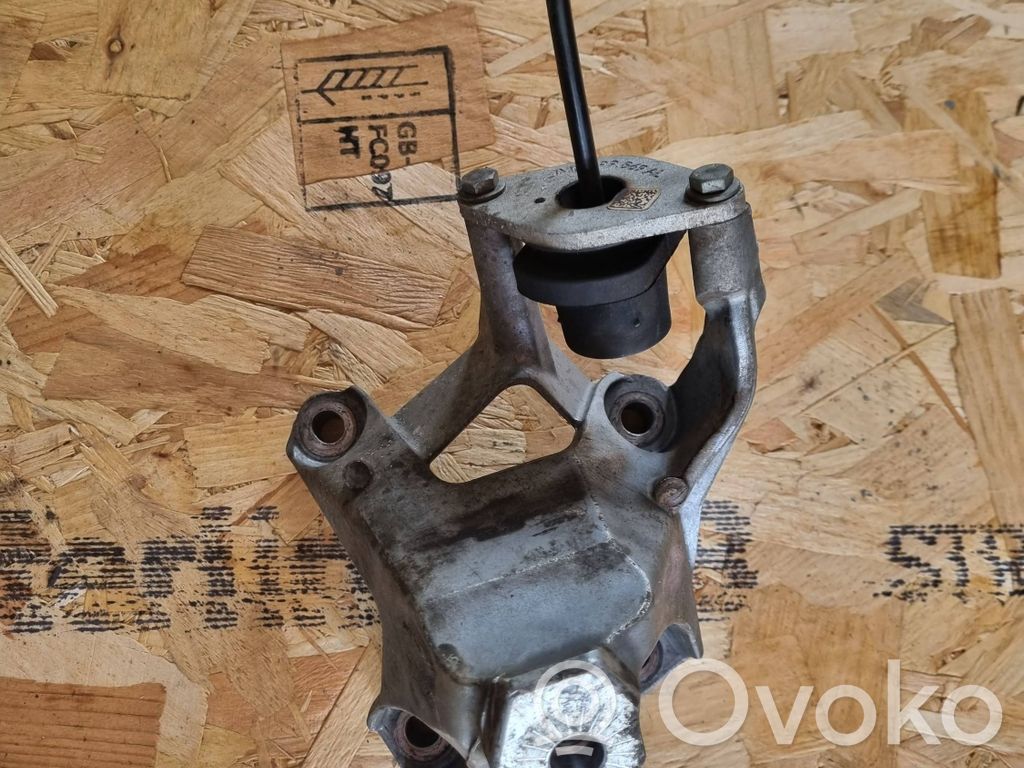 Engine mounting bracket   4M0199307AF,A1S19C03FC