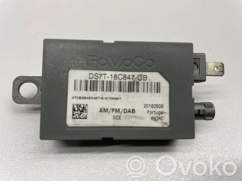Ford Mondeo MK V Antenos stiprintuvas 