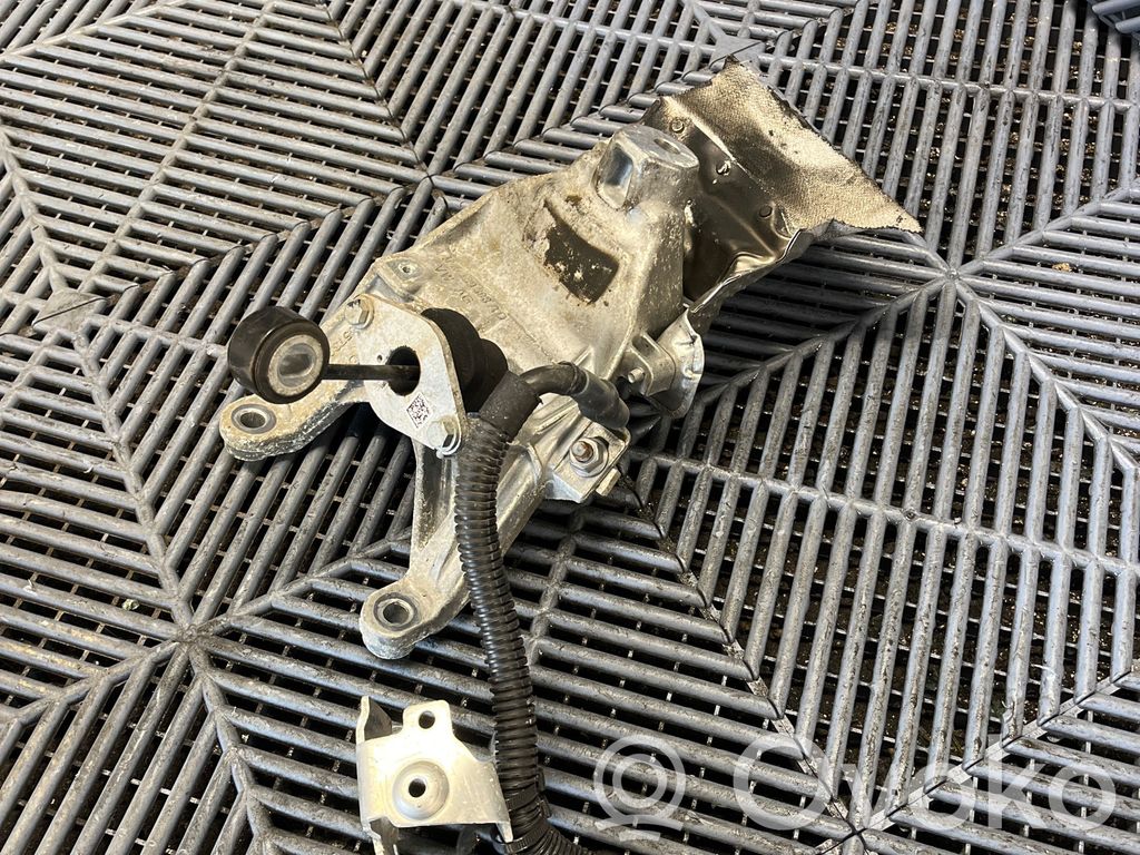 Engine mounting bracket   4M0199308AD