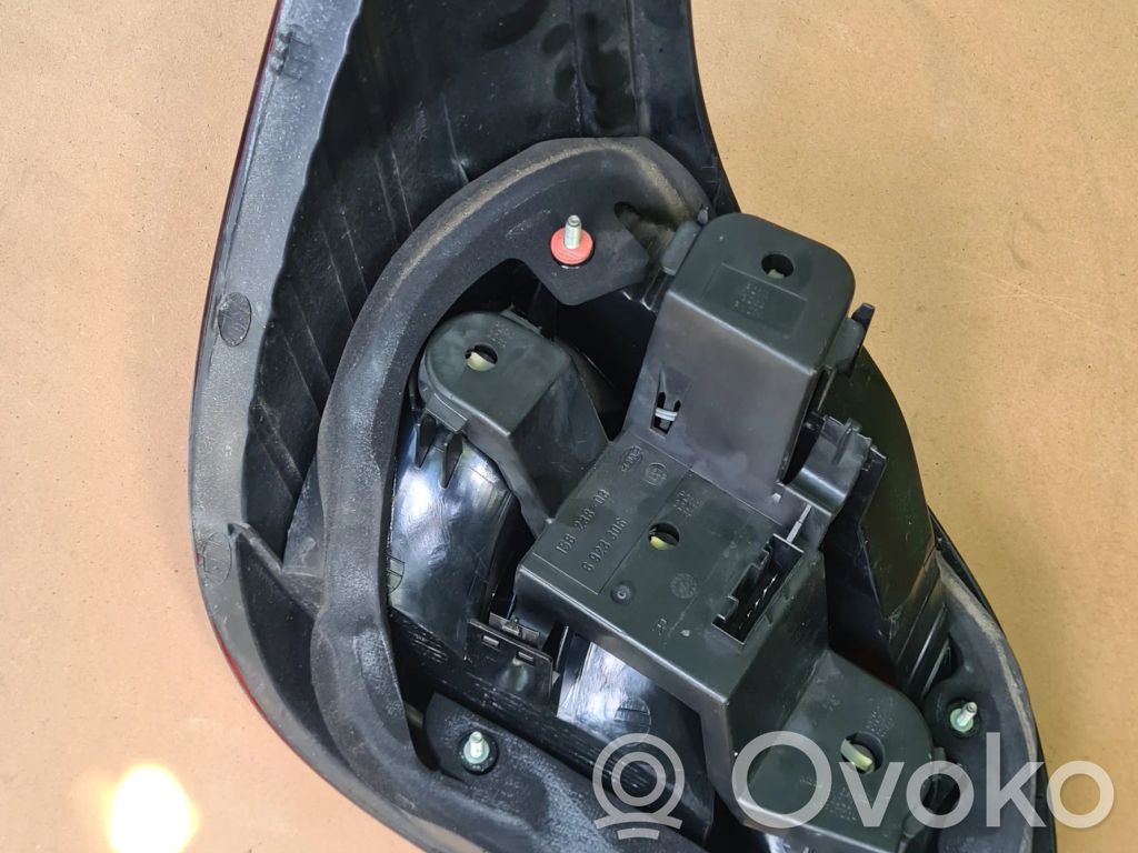 BMW 5 E60 E61 Galinis žibintas kėbule 