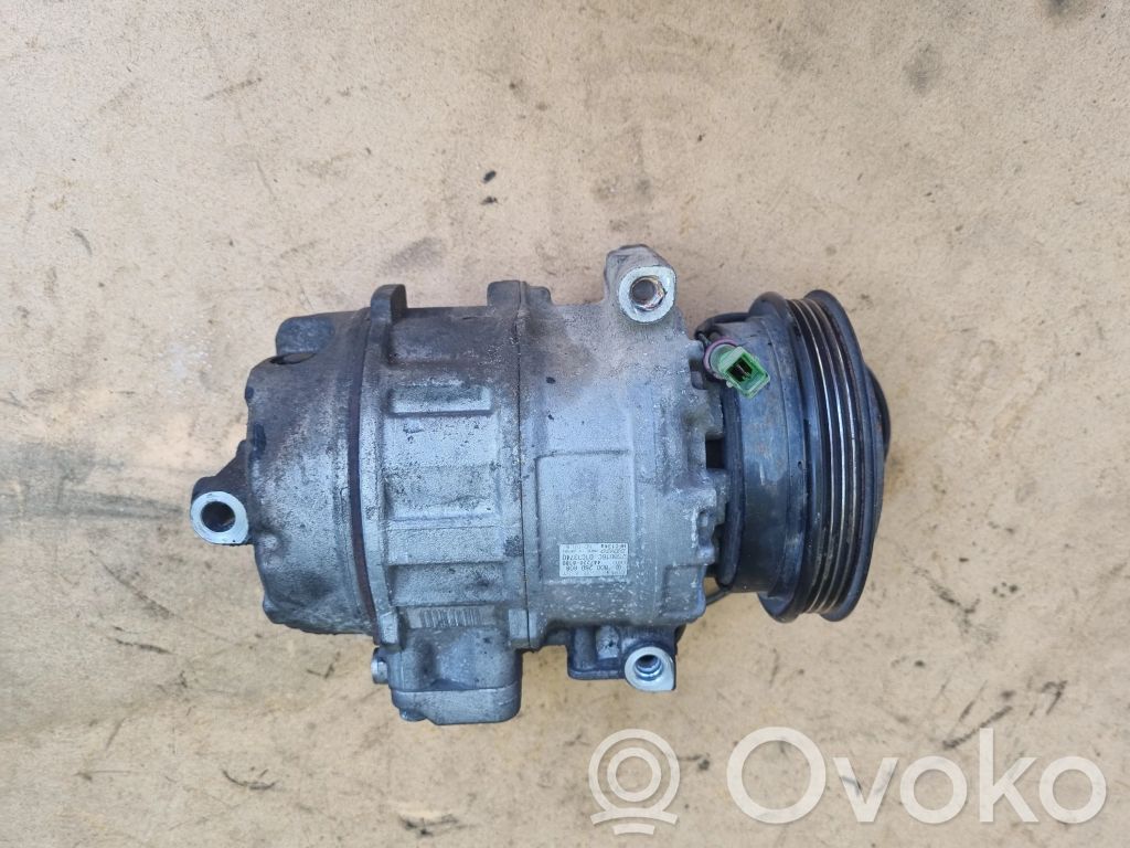 Volkswagen PASSAT B5.5 Compresor (bomba) del aire acondicionado (A/C)) 