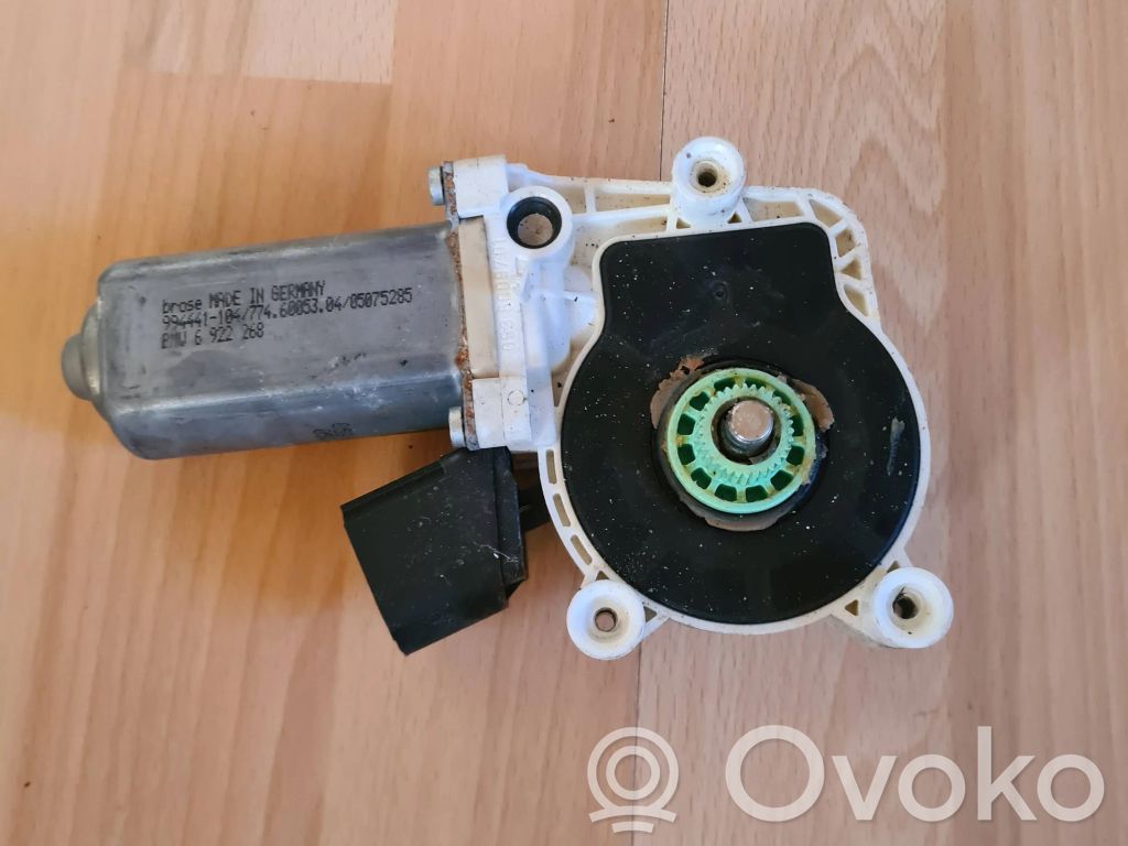 BMW 5 E60 E61 Front door window regulator with motor 