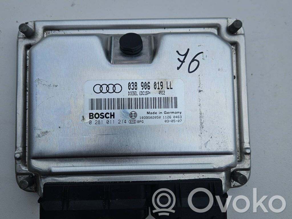Volkswagen PASSAT B5.5 Engine control unit/module 