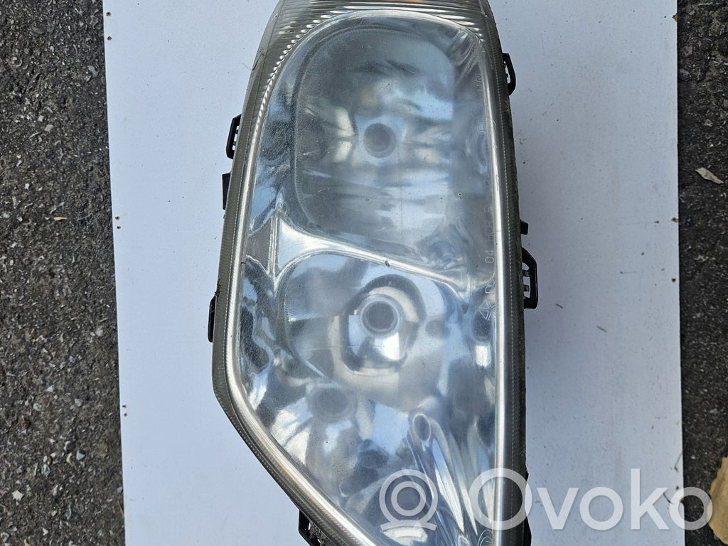 Chrysler Voyager Headlight/headlamp 