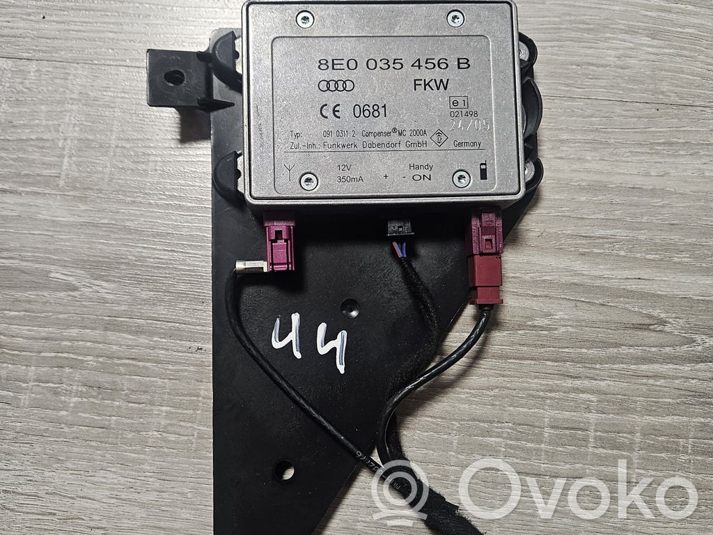 Audi A6 S6 C6 4F Aerial antenna amplifier 