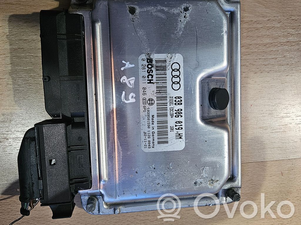 Audi A4 S4 B6 8E 8H Engine control unit/module 