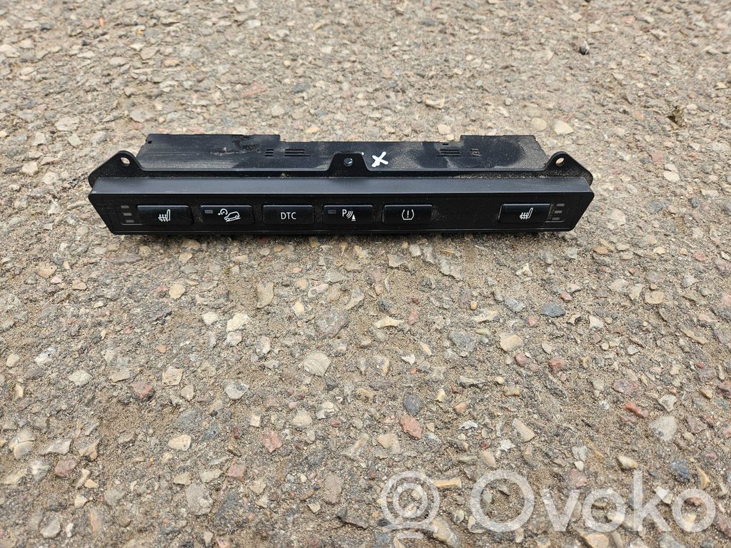 BMW X3 E83 Seat heating switch 