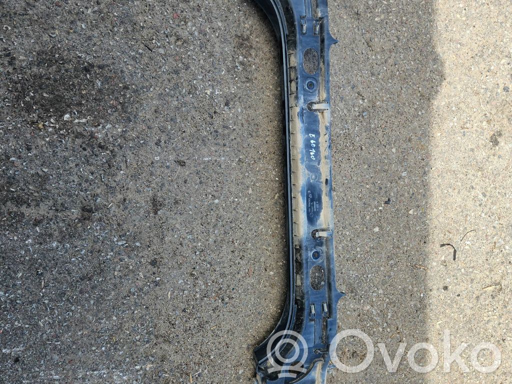 BMW 5 E60 E61 Soporte de montaje del parachoques trasero 