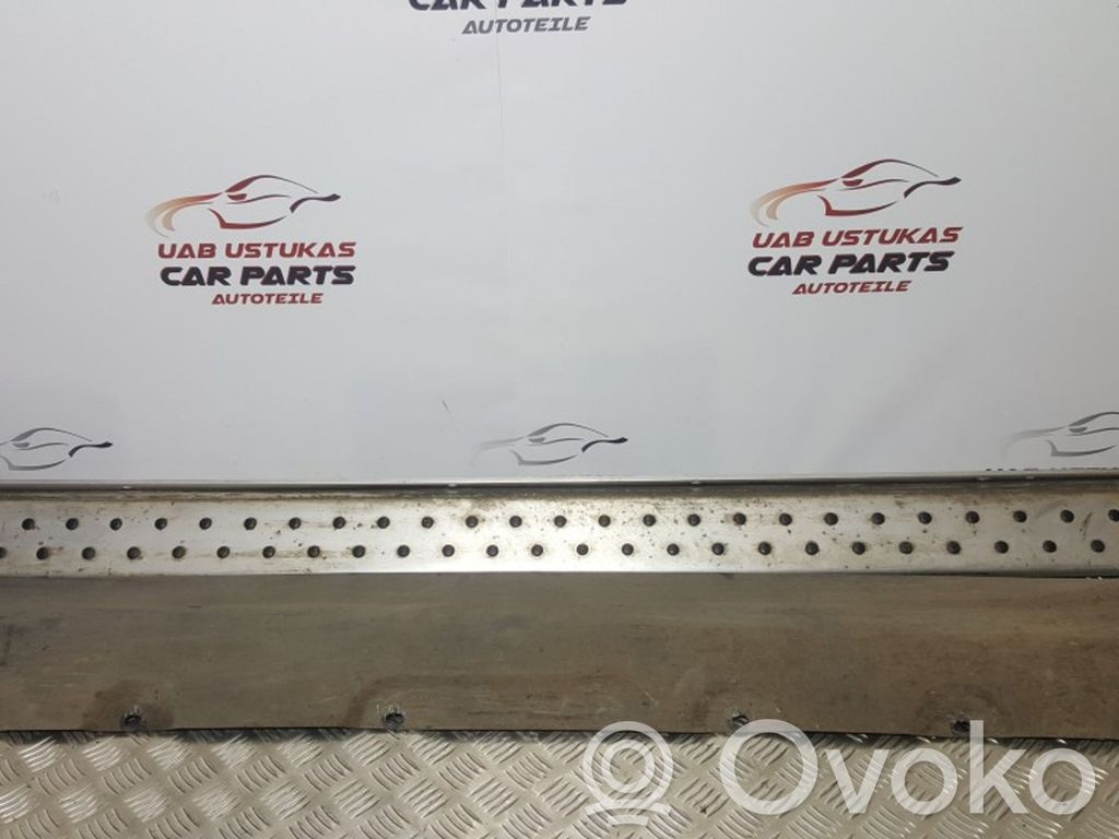 BMW X5 E53 Pastiprinimas slenksčio 