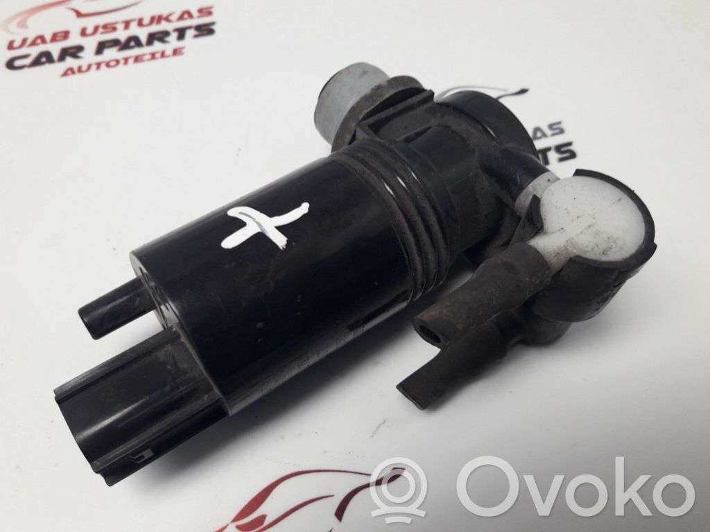 Ford Fiesta Windscreen/windshield washer pump 