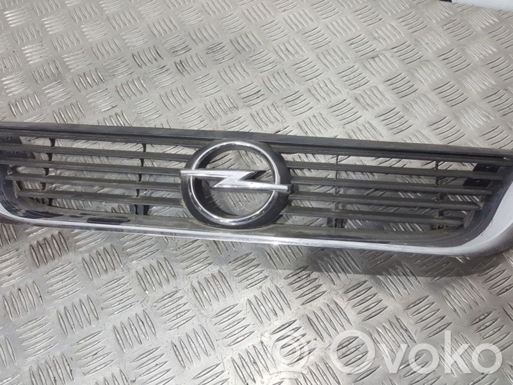 Opel Vectra B Front grill 