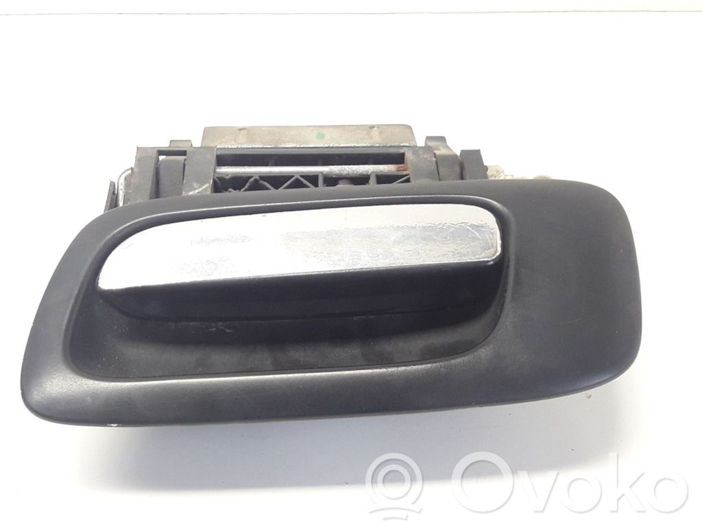 Manecilla externa puerta trasera   712
