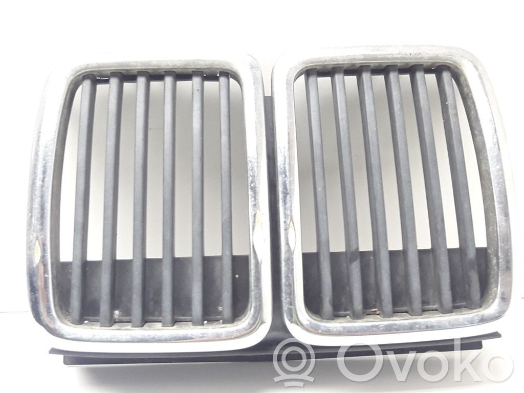 BMW 3 E30 Front grill 
