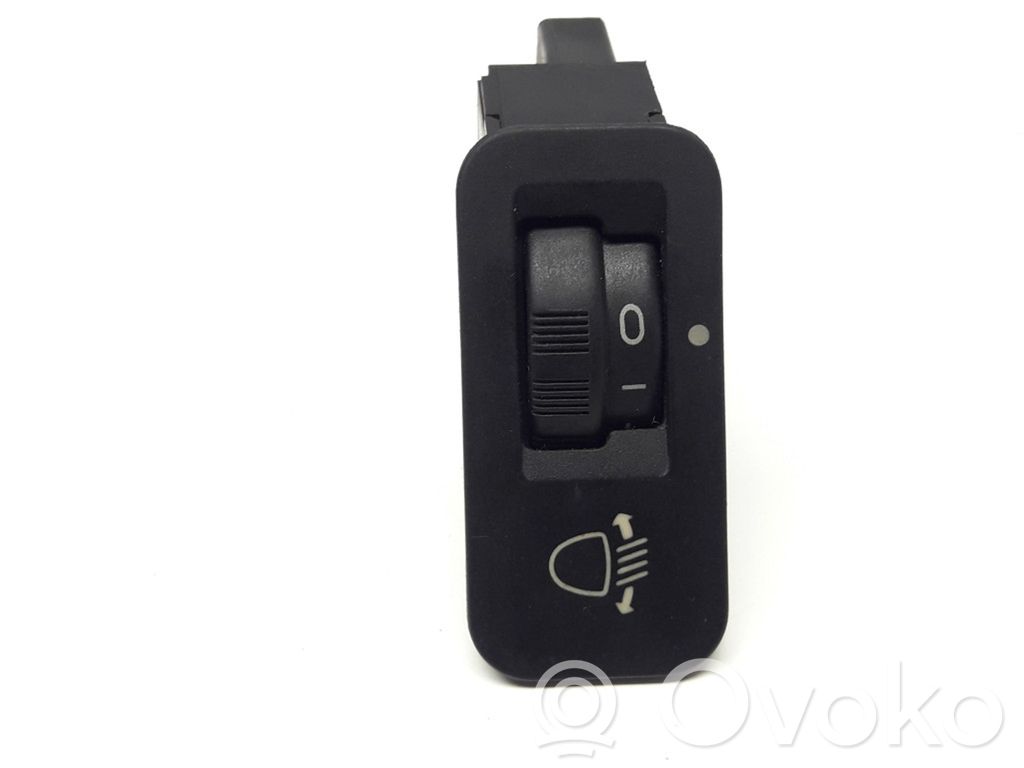 Peugeot 206 Headlight level height control switch 