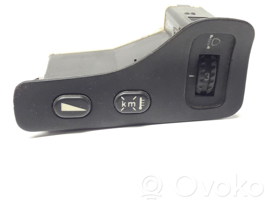 Alfa Romeo 156 Headlight level height control switch 