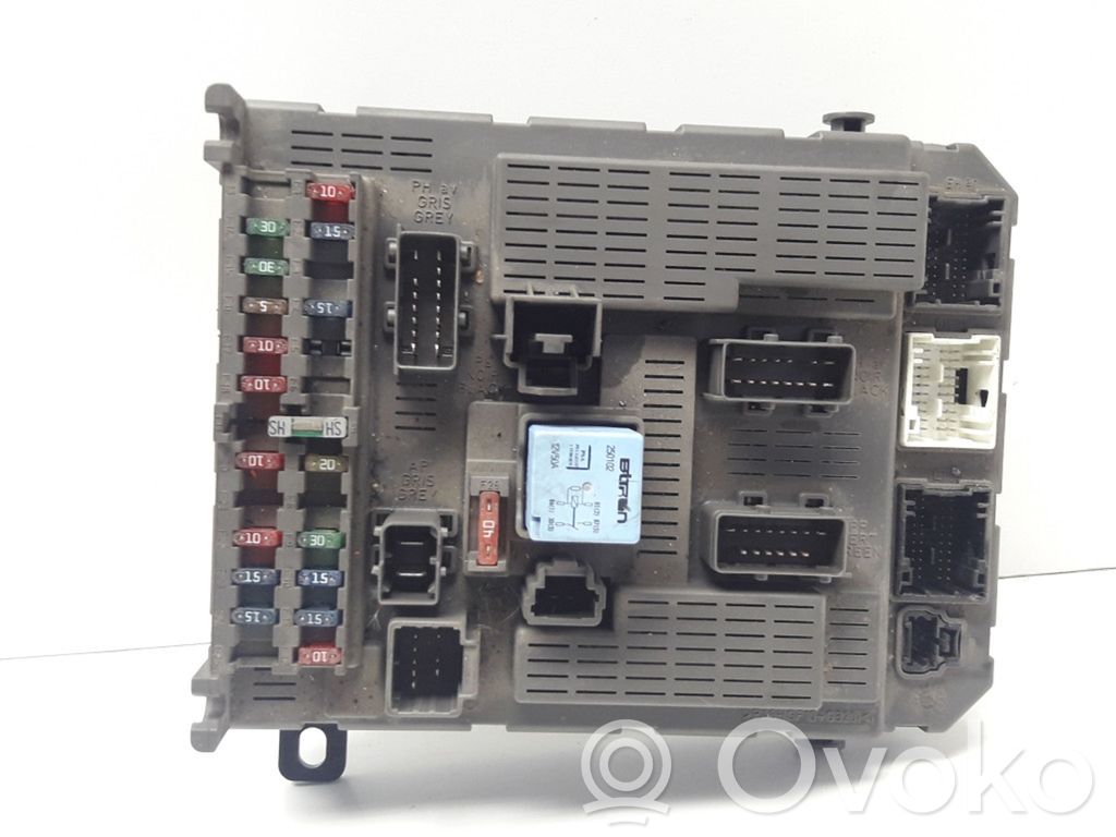 Fuse module   9647448280,96474483