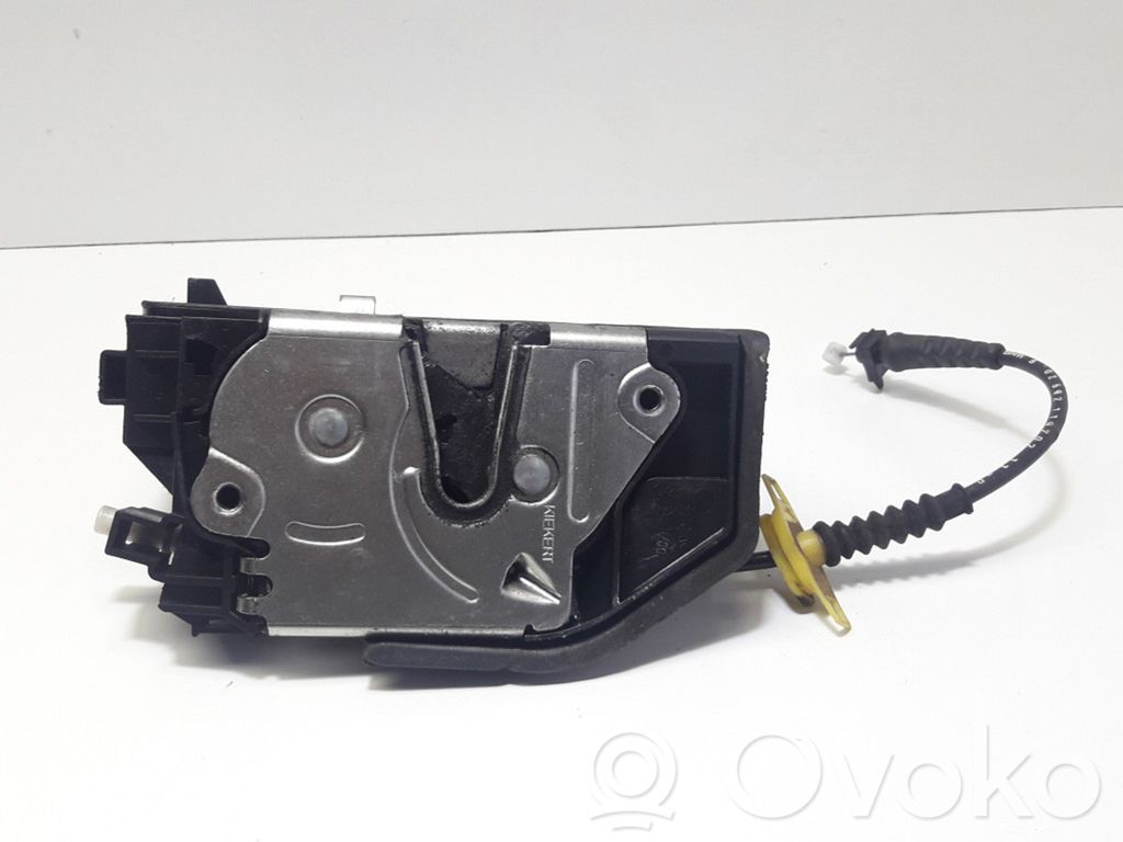 BMW X3 E83 Front door lock 
