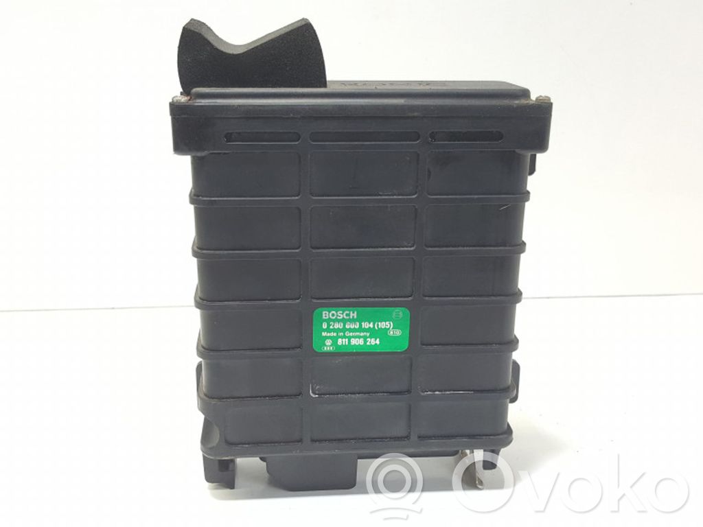 Audi 80 90 B3 Engine control unit/module 