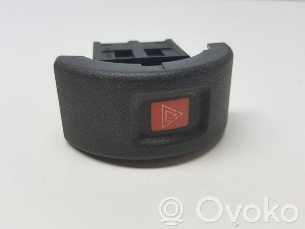 Opel Astra G Hazard light switch 