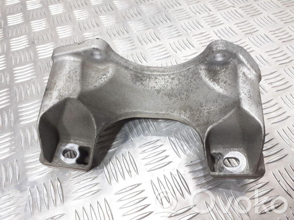 BMW 5 E60 E61 Gearbox mounting bracket 