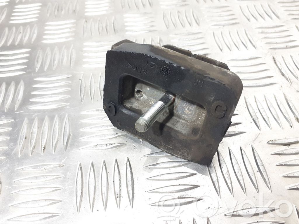 BMW 5 E60 E61 Gearbox mounting bracket 