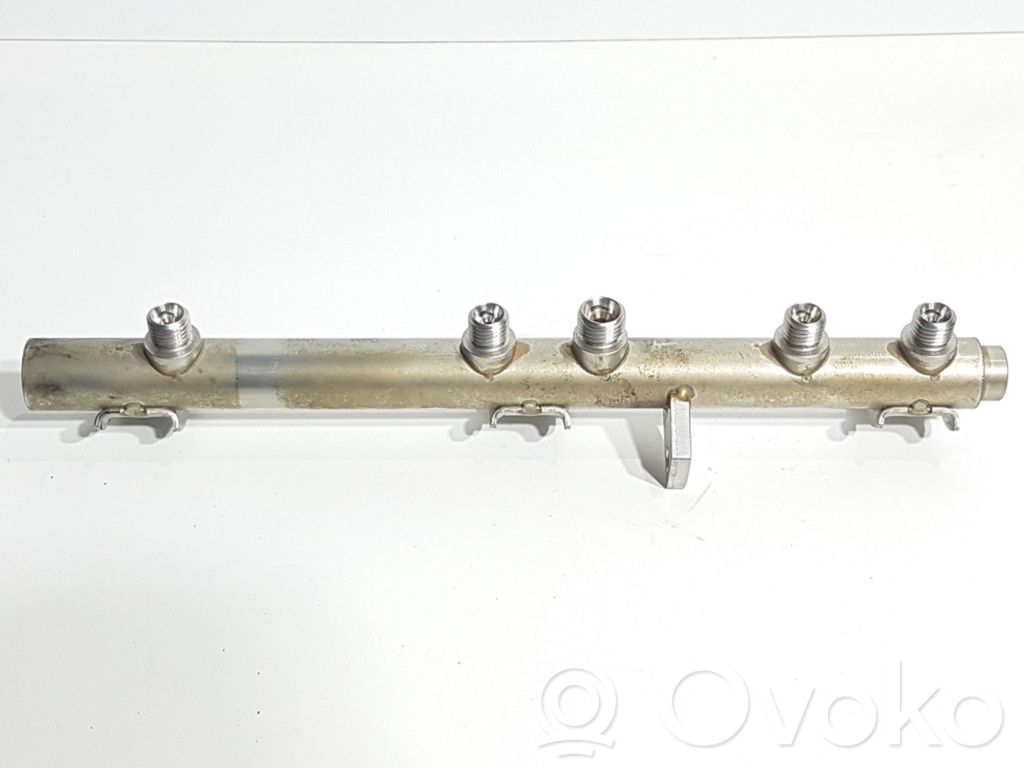 BMW 1 E81 E87 Fuel main line pipe 