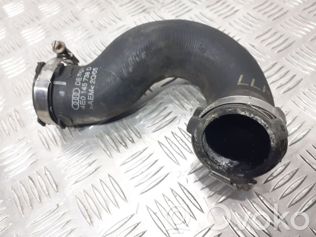 Audi A8 S8 D3 4E Engine coolant pipe/hose 