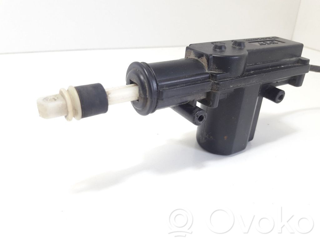 Audi 80 90 B3 Central locking motor 