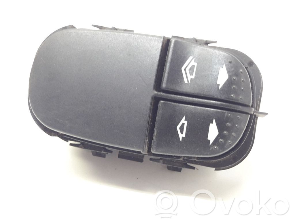 Ford Focus Electric window control switch 