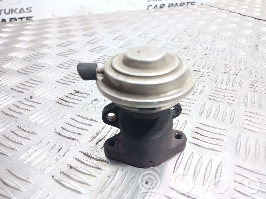 Audi A6 S6 C4 4A Válvula EGR 