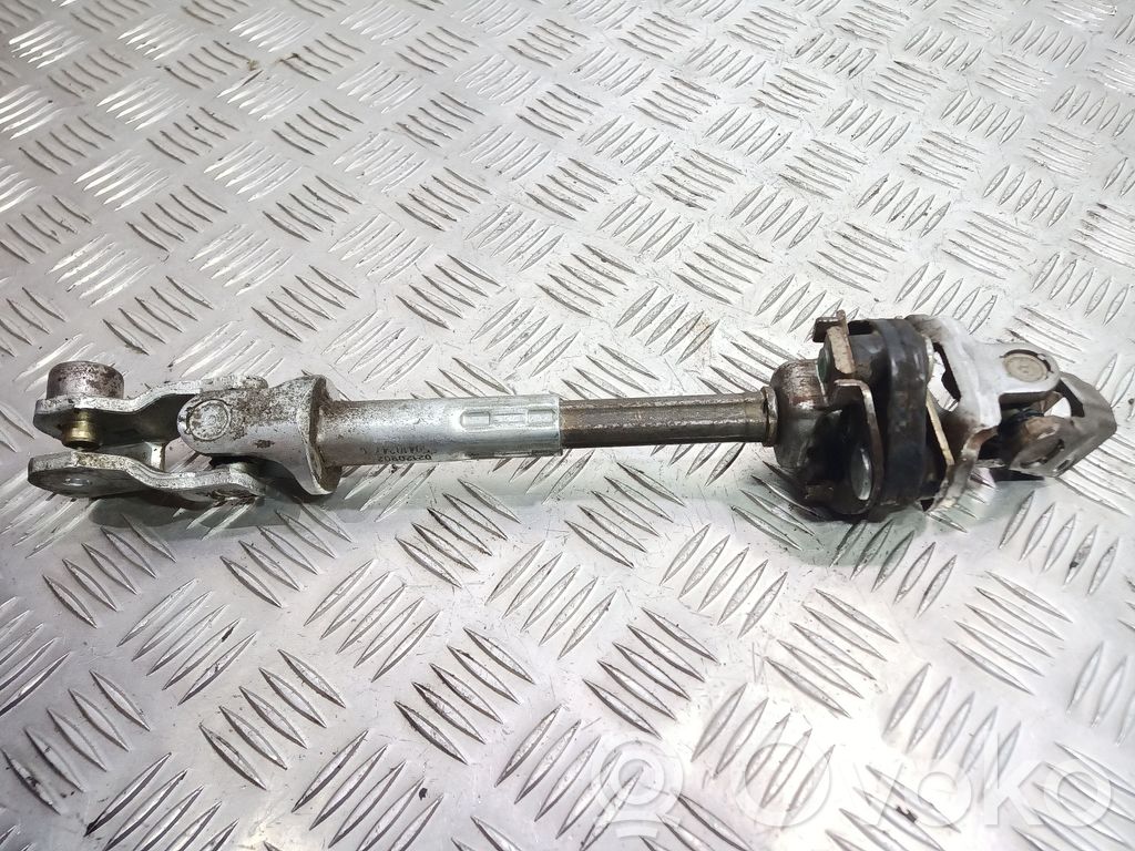 Renault Megane II Steering column universal joint 