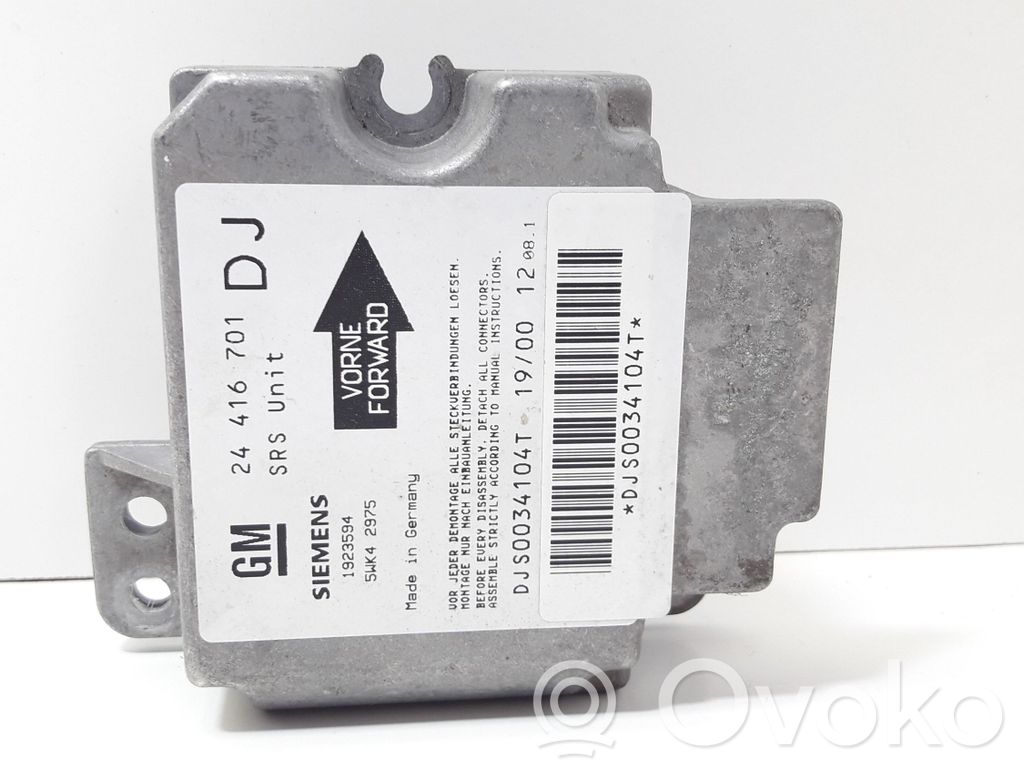 Opel Vectra B Airbag control unit/module 