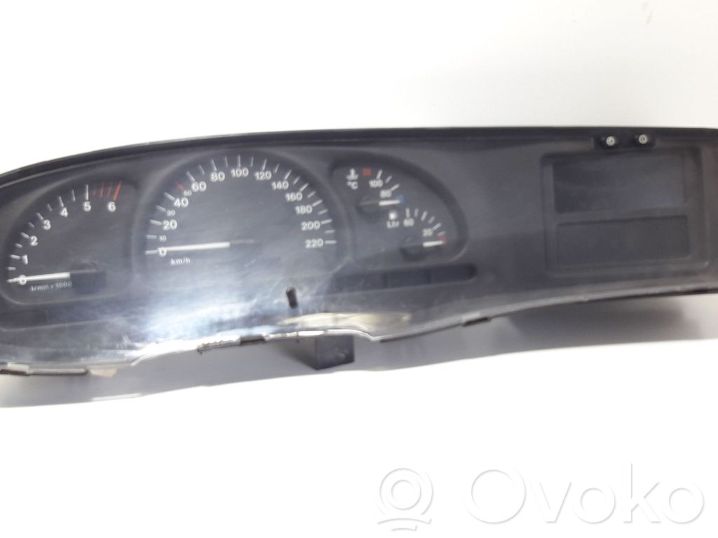 Opel Vectra B Geschwindigkeitsmesser Cockpit 