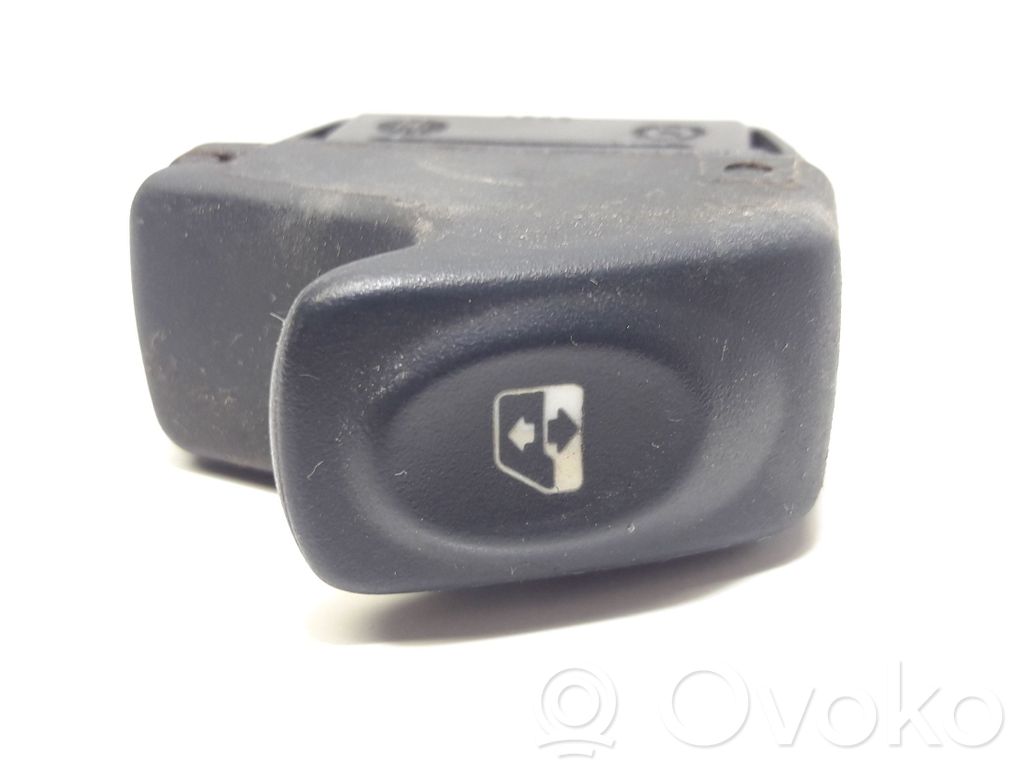 Renault Megane I Electric window control switch 