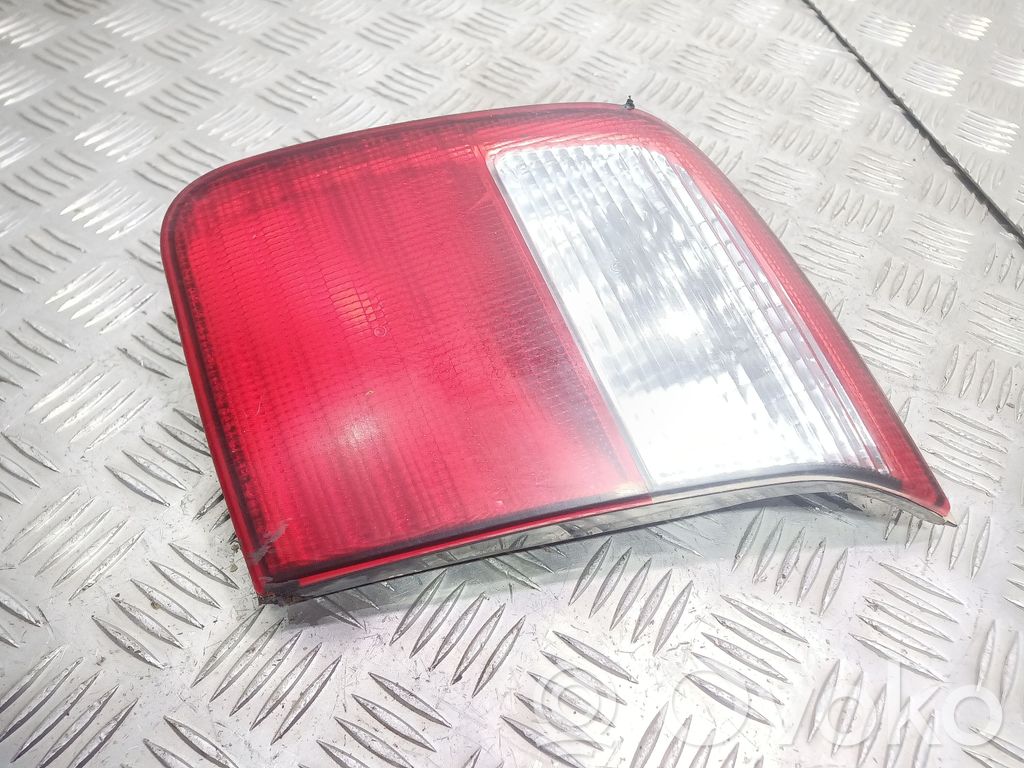 Subaru Forester SF Luces portón trasero/de freno 